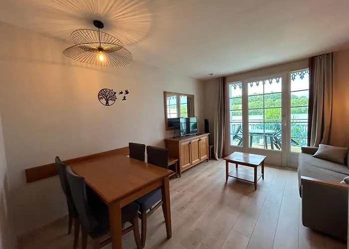 Appt Hameau Du Lac, Avec Piscine *